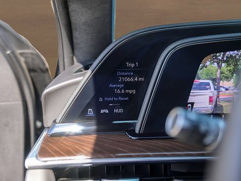 Certified 2023 Cadillac Escalade Sport Platinum RWD image 15