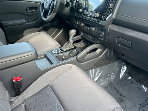New 2026 Nissan Frontier SV AWD/4WD image 18