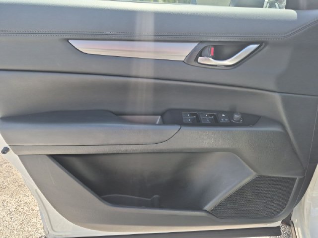 Used 2021 MAZDA CX-5 Touring FWD image 9