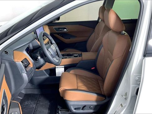 New 2026 Nissan Rogue Platinum w/ Platinum Premium Package image 14