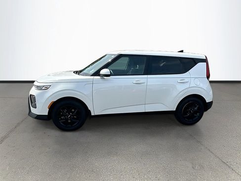 Certified 2022 Kia Soul LX w/ Technology Package FWD image 4