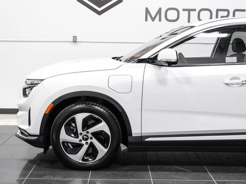 Used 2023 VinFast VF 8 Eco AWD/4WD image 12