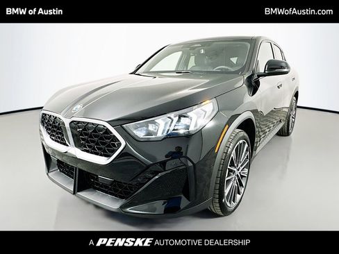 Used 2026 BMW X2 xDrive28i w/ Technology Package image 1