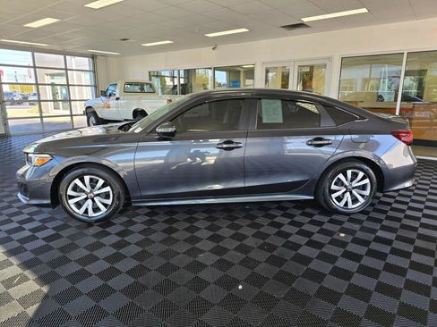 Used 2025 Honda Civic LX image 6