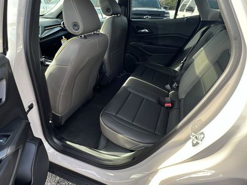 New 2026 Chevrolet Trax ACTIV w/ Sunroof Package image 18