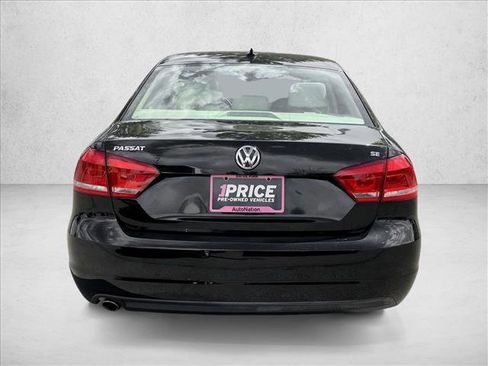Used 2012 Volkswagen Passat 2.5 SE FWD image 6