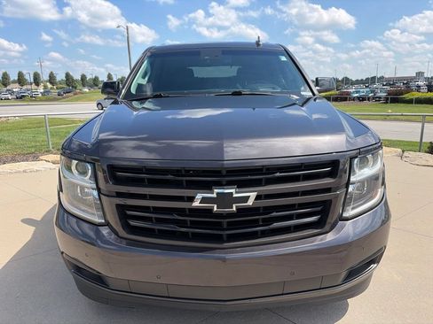 Used 2018 Chevrolet Tahoe Premier RWD image 3