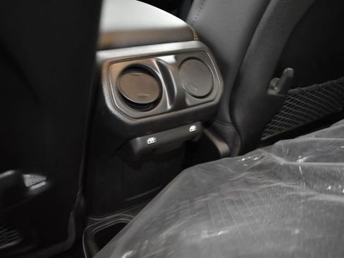 New 2026 Jeep Gladiator Sport image 30