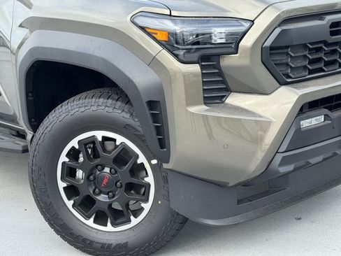 New 2026 Toyota Tacoma TRD Off-Road AWD/4WD image 10