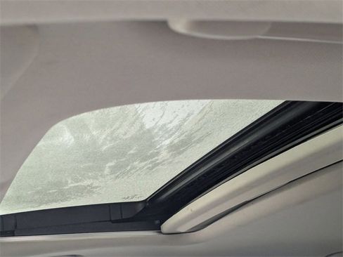 Used 2020 Honda Civic EX image 11