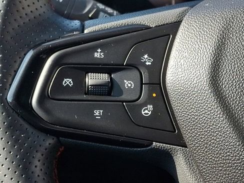 Used 2025 Chevrolet TrailBlazer RS w/ Convenience Package image 17