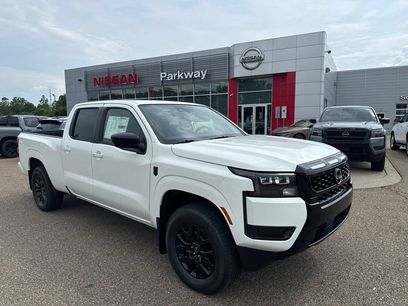 New 2026 Nissan Frontier SV w/ SV Convenience Package