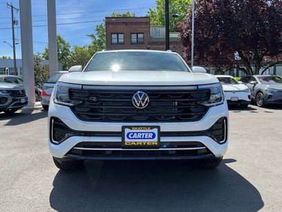 New 2025 Volkswagen Atlas Cross Sport SEL Premium R-Line