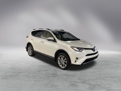 Used 2016 Toyota RAV4 Limited image 7