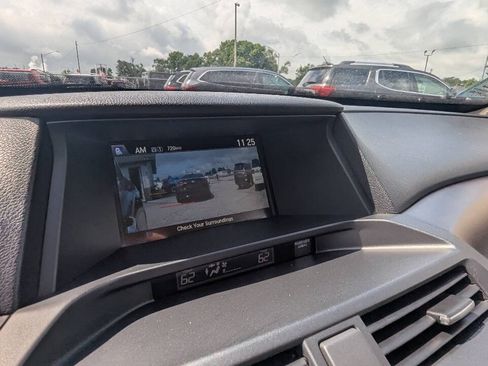 Used 2015 Honda Crosstour EX-L image 22