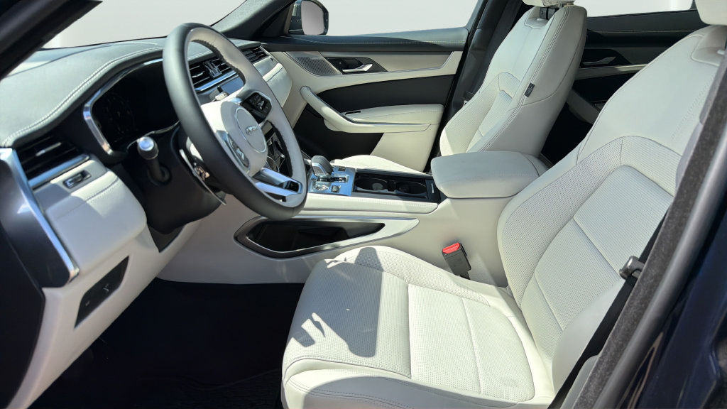 New 2026 Jaguar F-PACE R-Dynamic S AWD/4WD image 14