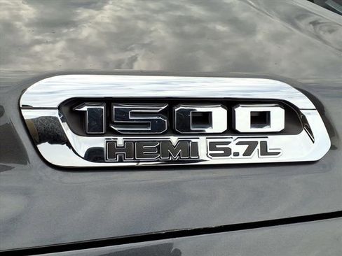 Certified 2022 RAM 1500 Laramie image 9