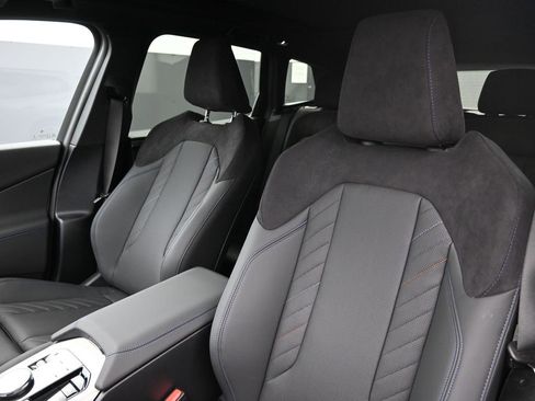 New 2026 BMW X3 xDrive30 w/ Premium Package image 13