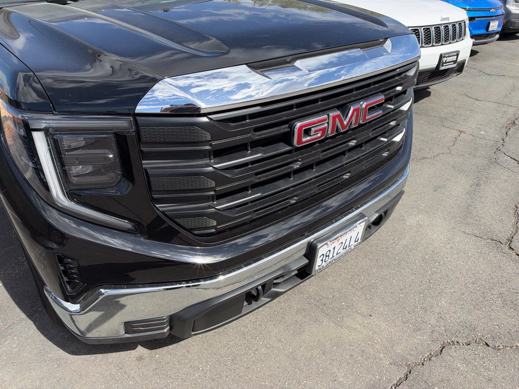 Used 2026 GMC Sierra 1500 Pro RWD image 2