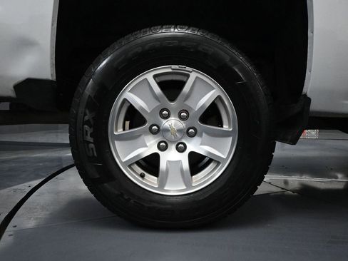 Used 2019 Chevrolet Silverado 1500 LT image 17