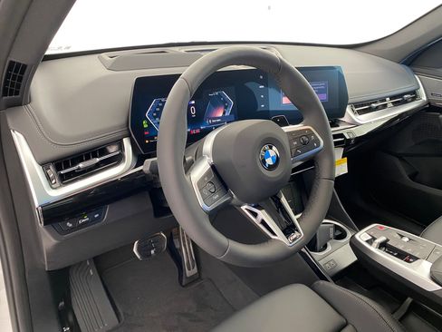 New 2026 BMW X1 xDrive28i image 4
