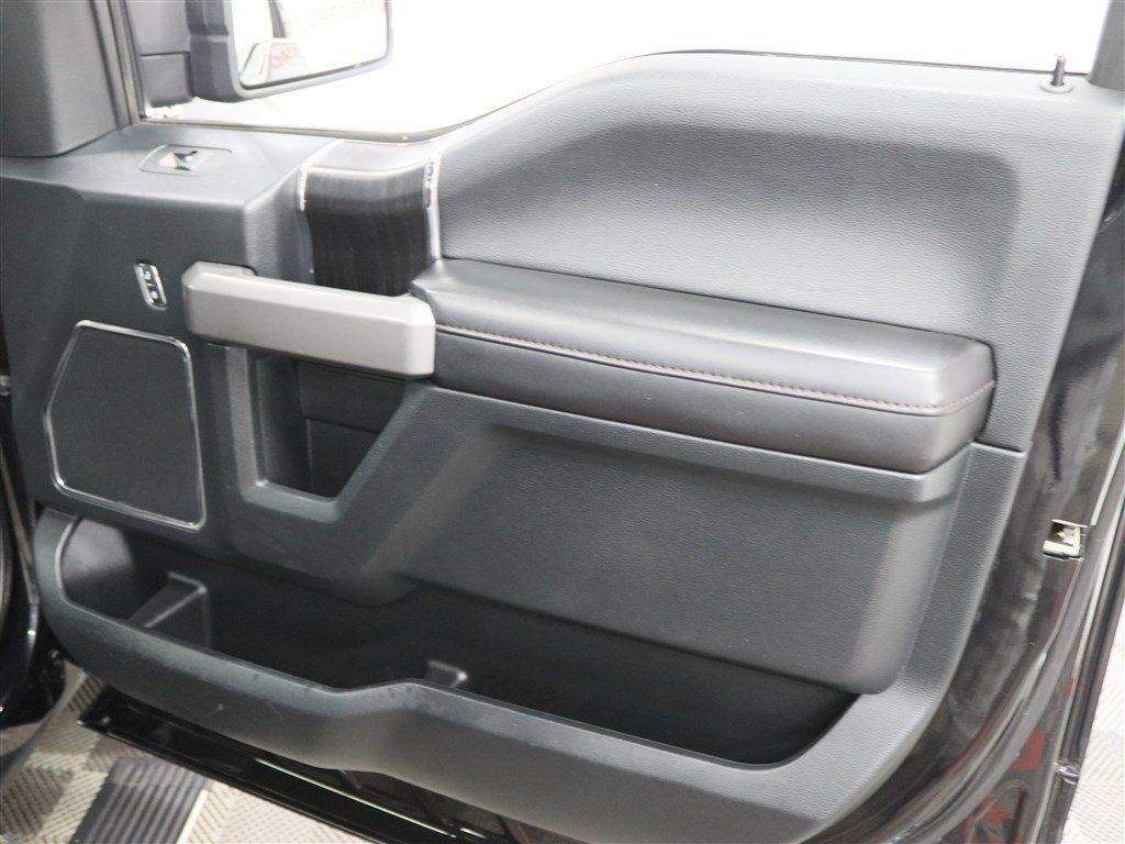 Used 2020 Ford F150 Platinum w/ Equipment Group 701A Luxury AWD/4WD image 33