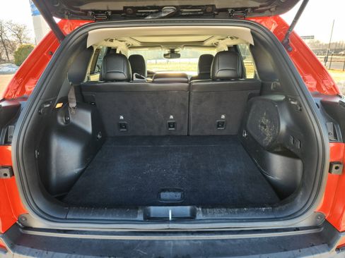 Used 2021 Jeep Cherokee Trailhawk w/ Sun, Sound & Nav Group image 20