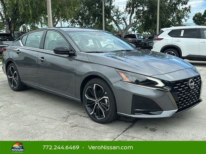 New 2025 Nissan Altima 2.5 SR