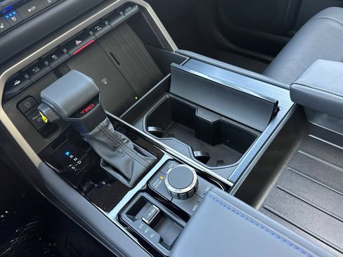 New 2026 Toyota Tundra Platinum AWD/4WD image 23
