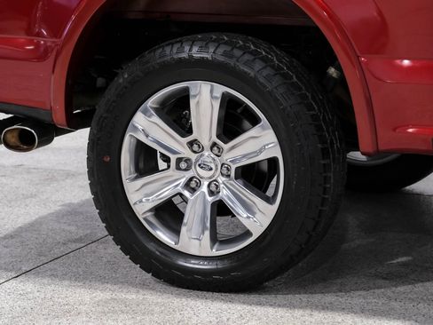 Used 2015 Ford F150 Platinum w/ Equipment Group 701A Luxury AWD/4WD image 64