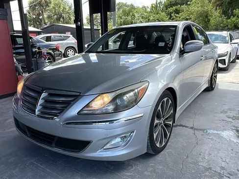Used 2013 Hyundai Genesis 5.0 R-Spec RWD image 1