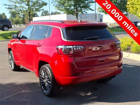 Certified 2022 Jeep Compass Limited image 6