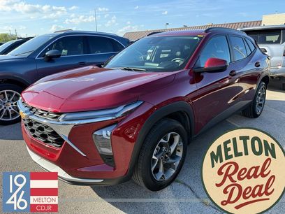 Used 2025 Chevrolet Trax LT w/ LT Convenience Package