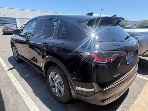 Certified 2026 Honda HR-V LX image 3