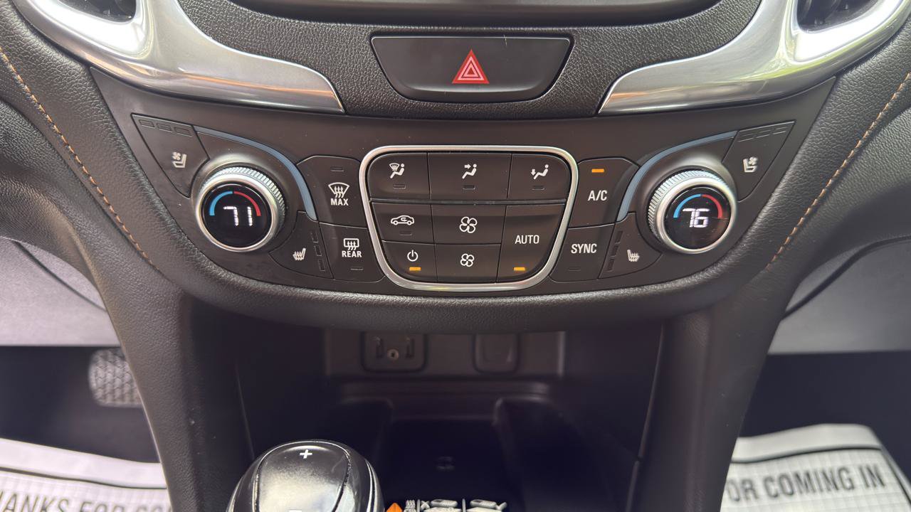 Used 2018 Chevrolet Equinox Premier AWD/4WD image 24