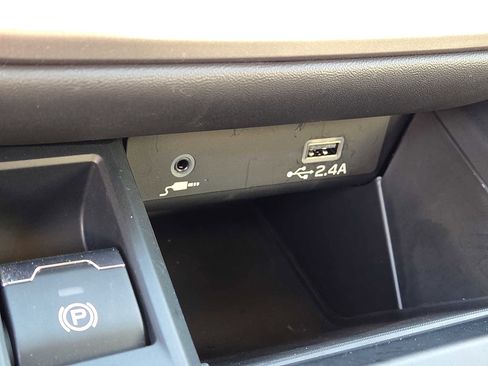 Certified 2025 Subaru Outback image 23