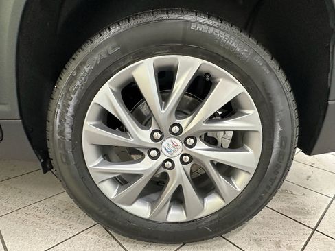 Certified 2025 Buick Enclave Preferred image 15