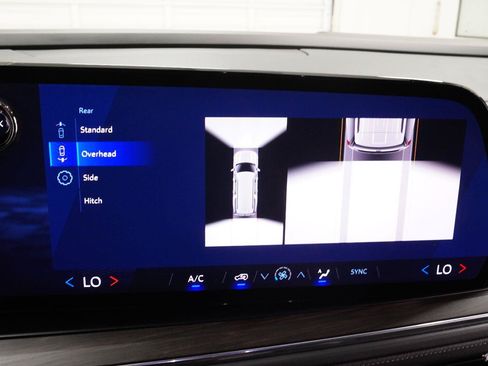 Used 2025 Chevrolet Suburban LS RWD image 16