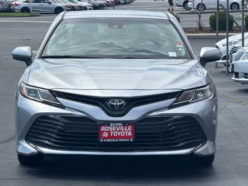Certified 2019 Toyota Camry LE FWD image 10