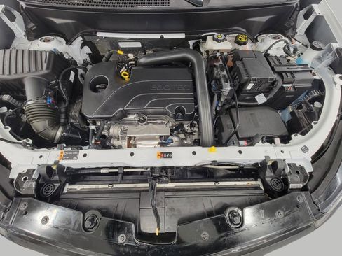 Used 2024 Chevrolet Equinox RS w/ RS Leather Package image 9