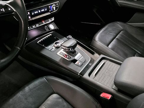 Used 2020 Audi Q5 2.0T Premium Plus image 19