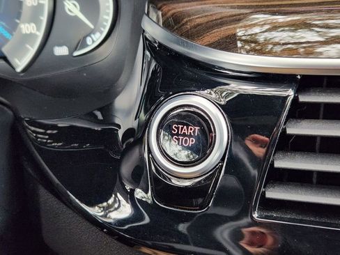 Used 2018 BMW 530e image 21