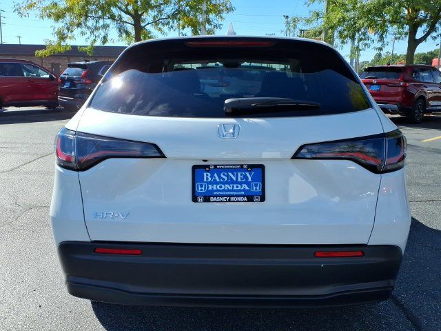 Certified 2026 Honda HR-V LX image 8