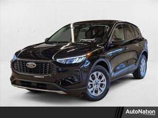 Used 2023 Ford Escape Active image 1