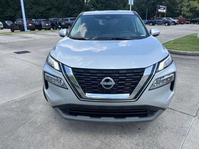 Used 2023 Nissan Rogue SV FWD image 10