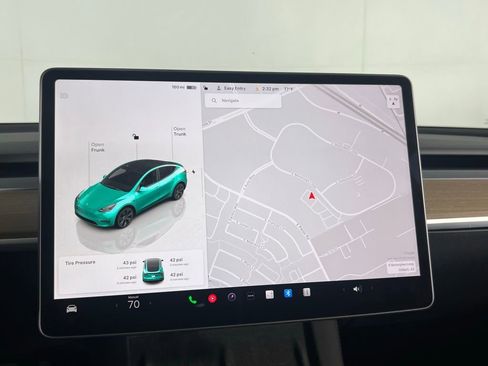 Used 2024 Tesla Model Y Long Range image 34