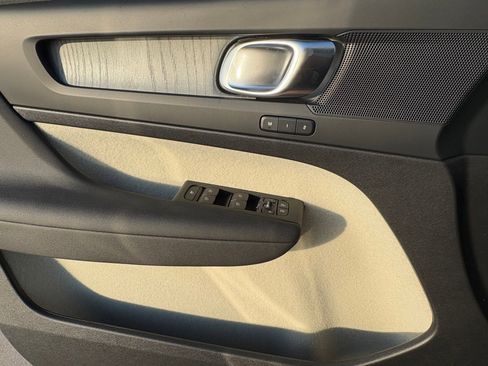 New 2026 Volvo XC40 B5 Plus w/ Protection Package Premier image 12