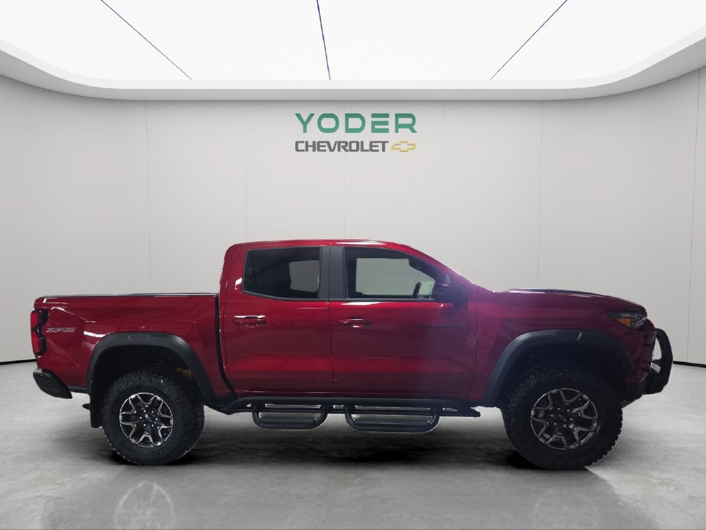 New 2026 Chevrolet Colorado ZR2 w/ Off-Road Front Bumper Package AWD/4WD image 4