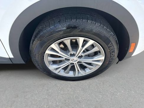 Used 2022 Buick Envision Preferred FWD image 10