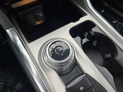 Used 2022 Ford Explorer XLT w/ Equipment Group 202A image 20